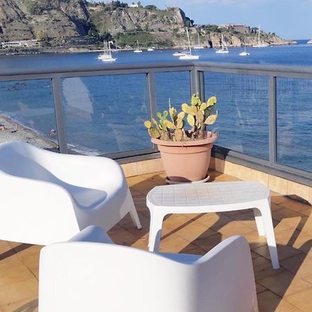 Il Cantone Del Faro Giardini Naxos Dış mekan fotoğraf
