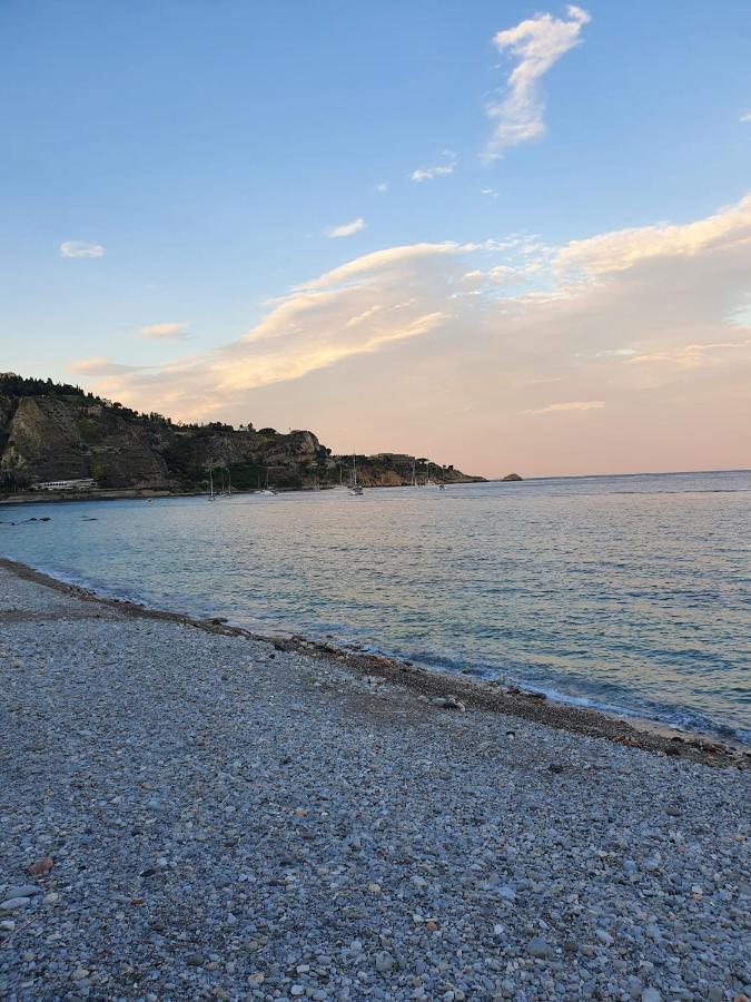 Il Cantone Del Faro Giardini Naxos Dış mekan fotoğraf