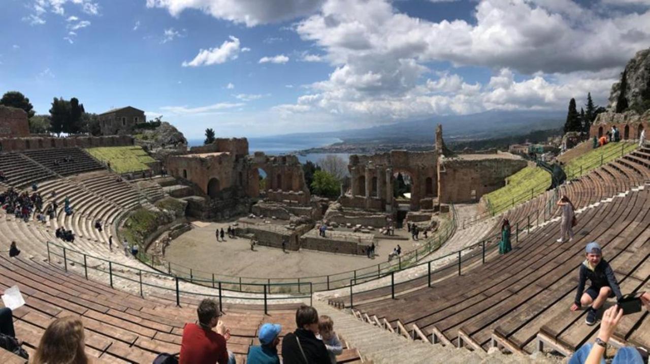 Il Cantone Del Faro Giardini Naxos Dış mekan fotoğraf